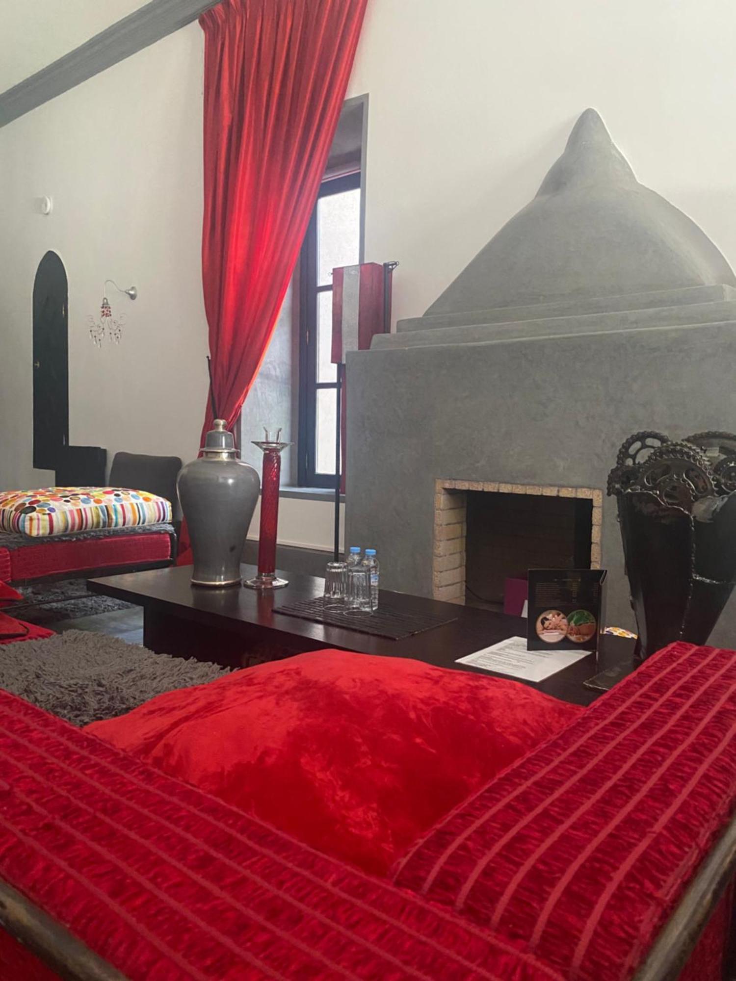 Lagouassem Villa Mano מראה חיצוני תמונה